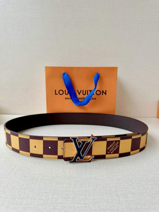 Picture of Louis Vuitton Belts _SKUfw226956792fw